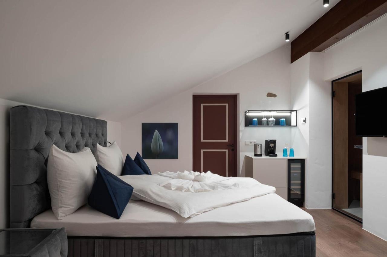 Ansitz Battisti Suites (Adults Only) Caldaro Exterior photo