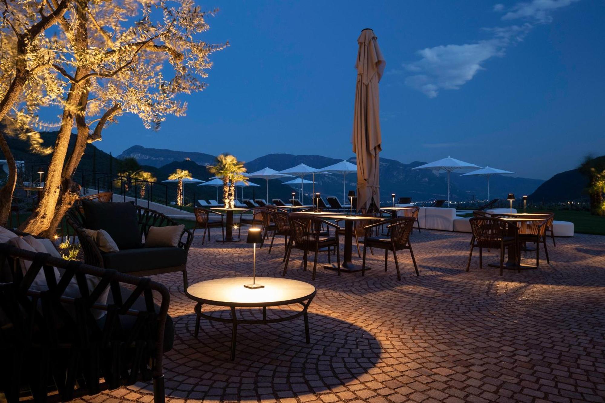 Ansitz Battisti Suites (Adults Only) Caldaro Exterior photo