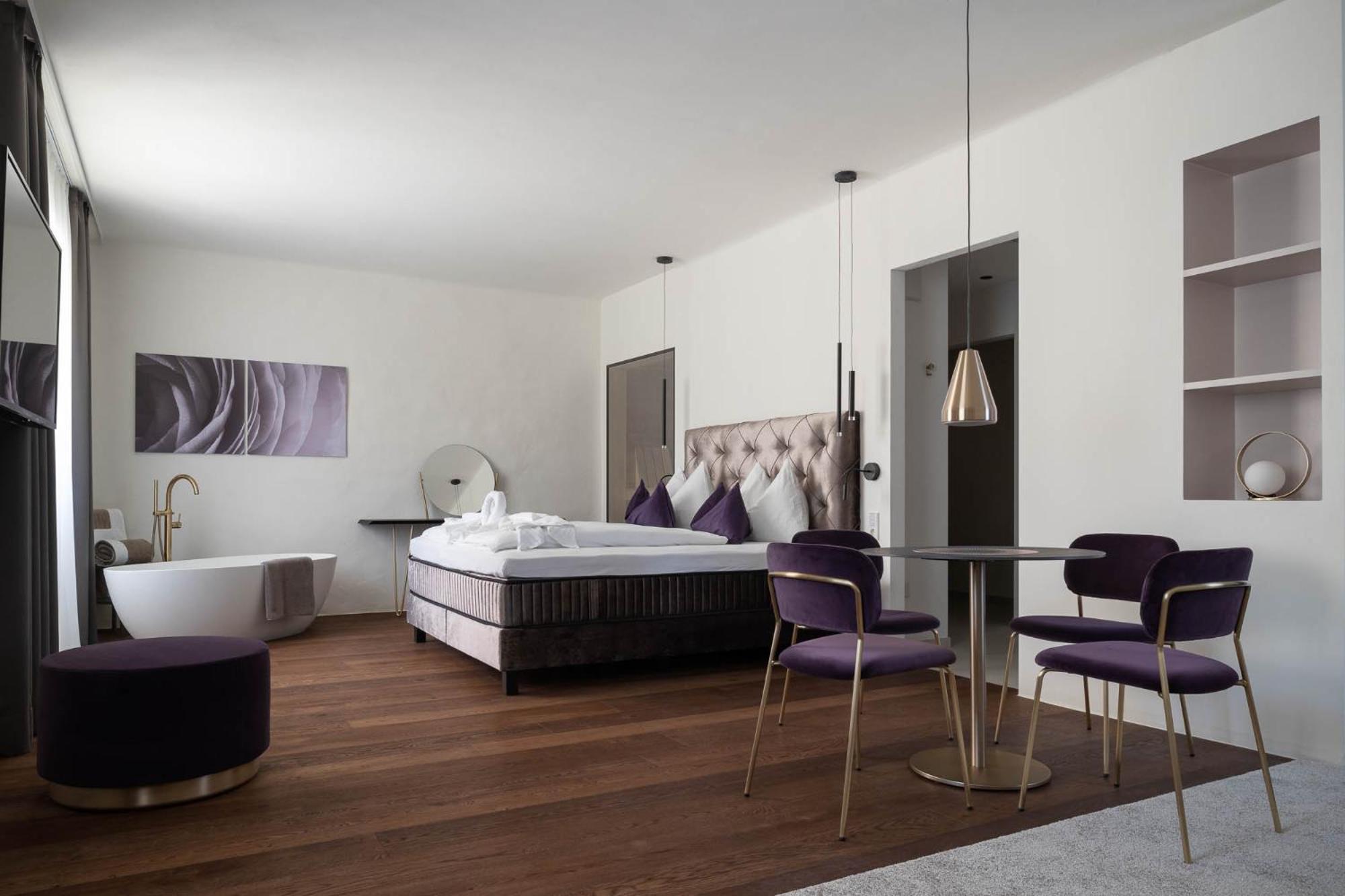 Ansitz Battisti Suites (Adults Only) Caldaro Room photo